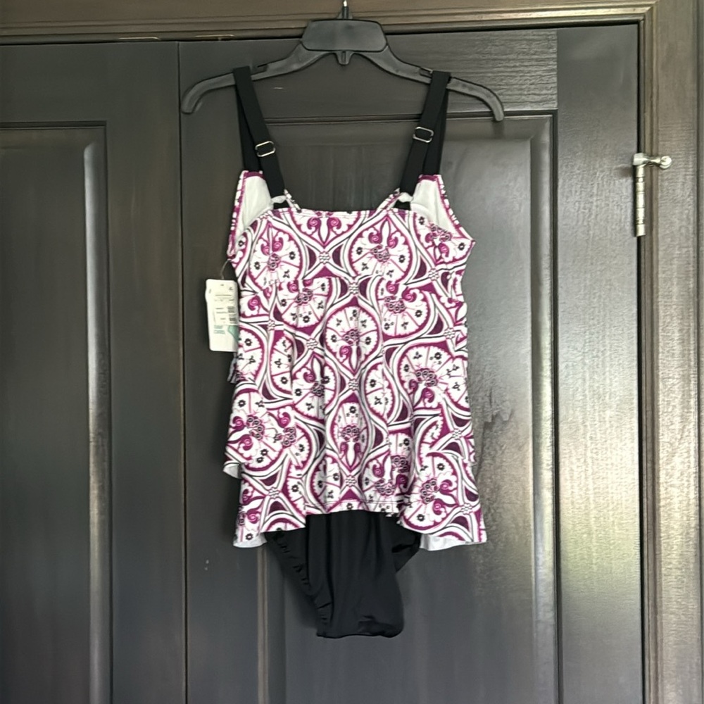 Swim Solutions NWT Magenta one piece Swim Suit Size 12 - Picture 5 of 8
